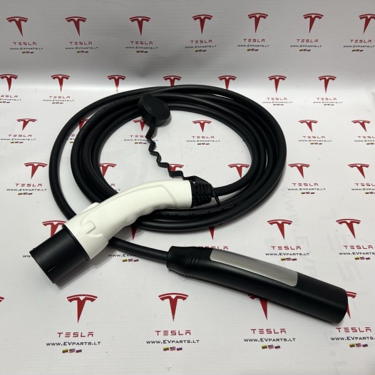 TYPE 2 TO USA TESLA , 32 AMP CHARGING CABLE - 5M